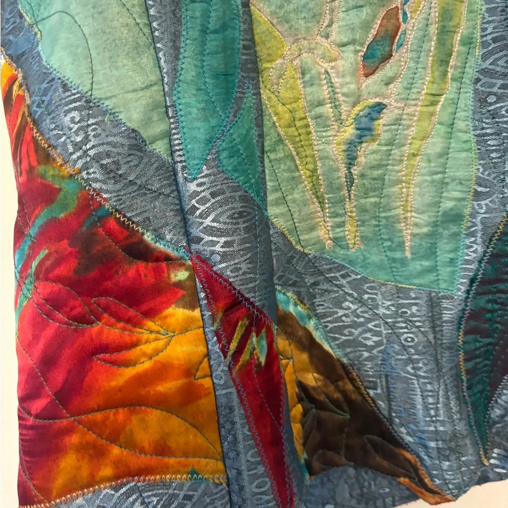 Handcrafted quilted patchwork vest - Picture 7 of 7